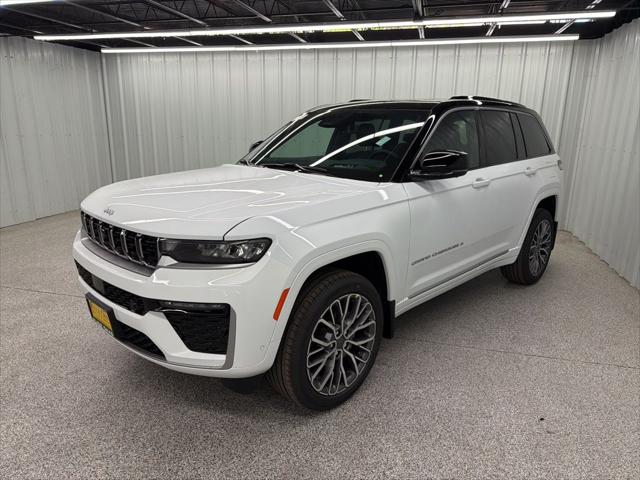 2026 Jeep Grand Cherokee GRAND CHEROKEE SUMMIT 4X4