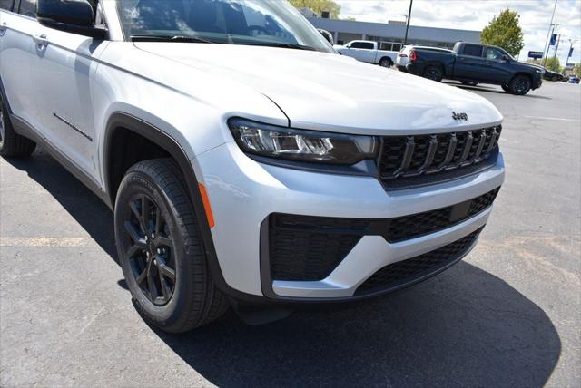 2026 Jeep Grand Cherokee L GRAND CHEROKEE L LAREDO ALTITUDE 4X4 2026 Jeep Grand Cherokee L GRAND CHEROKEE L LAREDO ALTITUDE 4X4