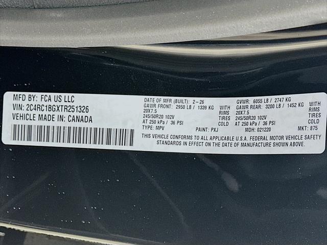 2026 Chrysler Pacifica Select