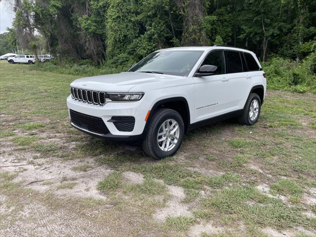 2026 Jeep Grand Cherokee GRAND CHEROKEE LAREDO X 4X4