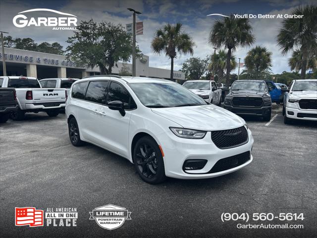 2026 Chrysler Pacifica PACIFICA SELECT