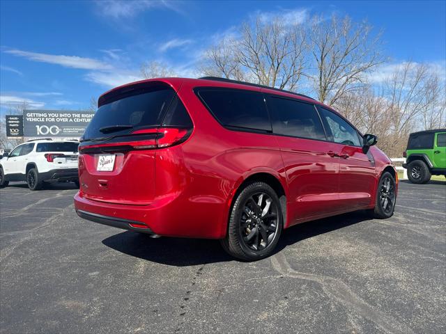 2026 Chrysler Pacifica PACIFICA SELECT