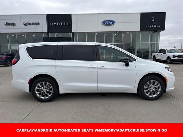2026 Chrysler Pacifica PACIFICA SELECT AWD