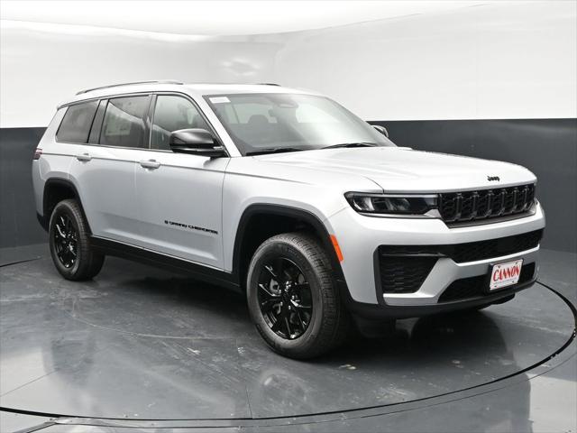 2026 Jeep Grand Cherokee GRAND CHEROKEE L LAREDO ALTITUDE 4X4