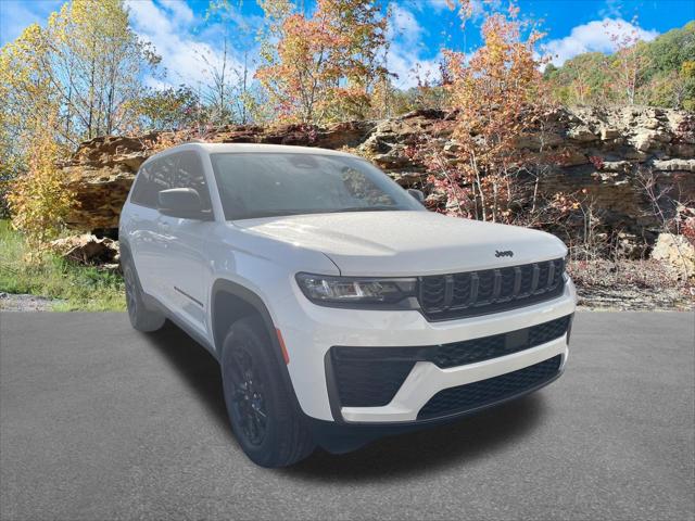 2026 Jeep Grand Cherokee GRAND CHEROKEE L LAREDO ALTITUDE 4X4 2026 Jeep Grand Cherokee GRAND CHEROKEE L LAREDO ALTITUDE 4X4