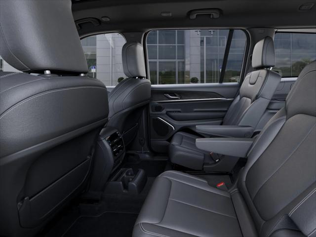 2026 Jeep Grand Cherokee Limited 4x2