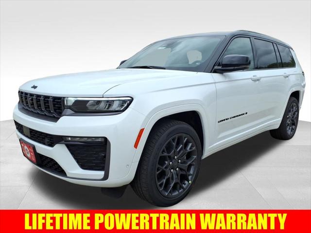 2026 Jeep Grand Cherokee Summit 4x4 for sale in Burlington, WI