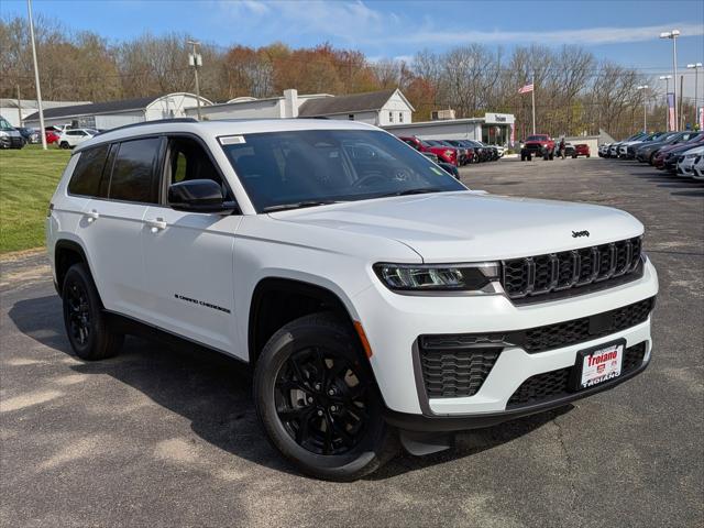 2026 Jeep Grand Cherokee GRAND CHEROKEE L LAREDO ALTITUDE 4X4