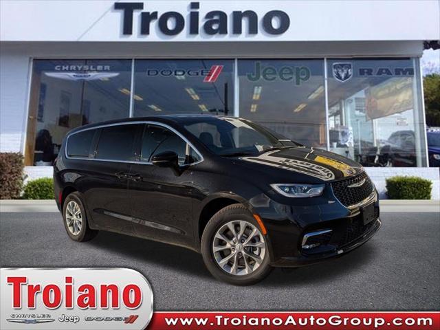 2026 Chrysler Pacifica PACIFICA SELECT AWD