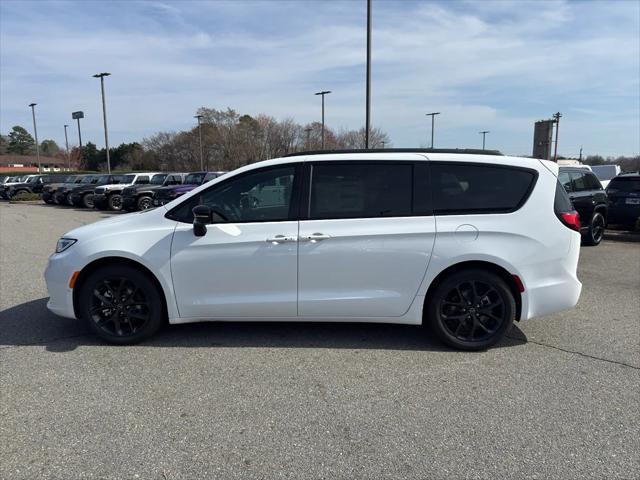 2026 Chrysler Pacifica PACIFICA SELECT