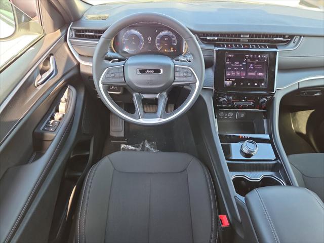 2026 Jeep Grand Cherokee Altitude 4x2