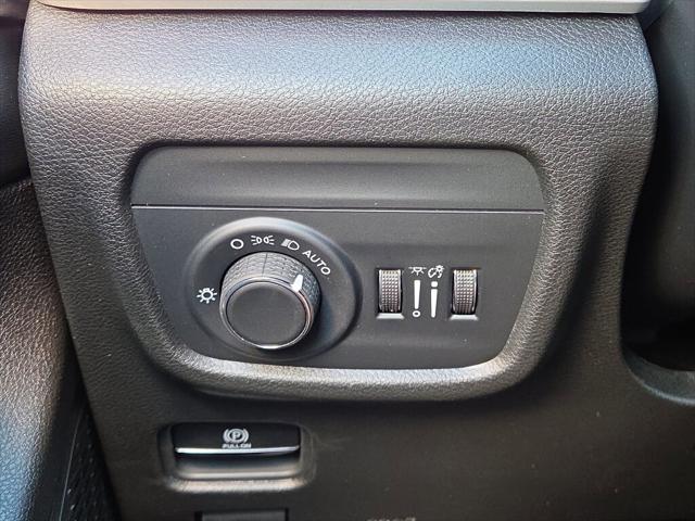 2026 Jeep Grand Cherokee Altitude 4x2