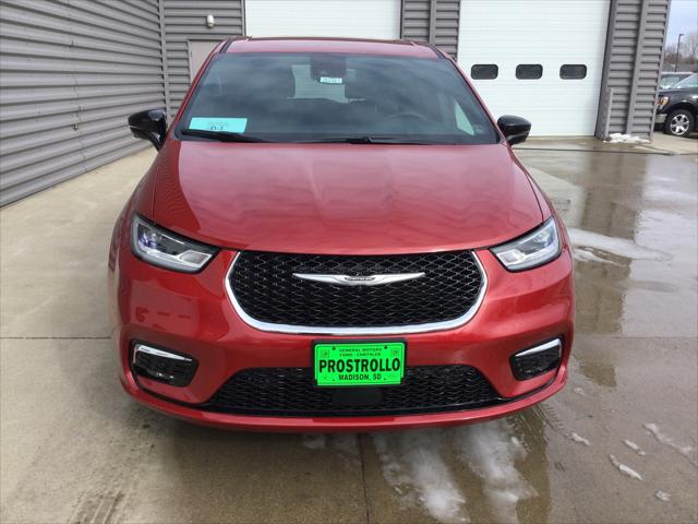 2026 Chrysler Pacifica PACIFICA SELECT AWD