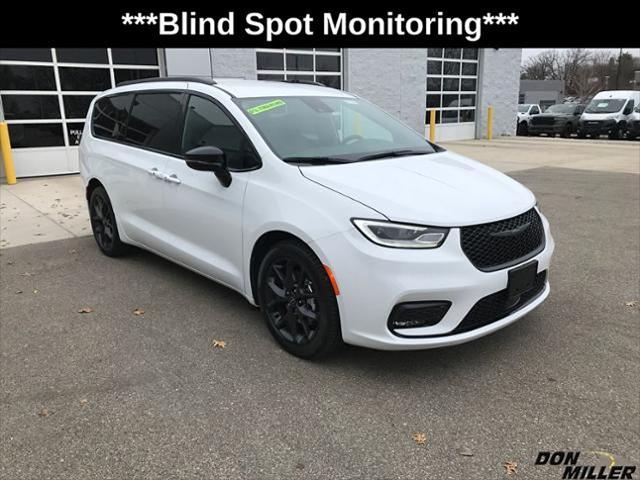 2026 Chrysler Pacifica PACIFICA SELECT