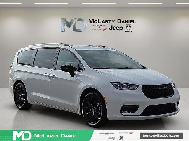 2026 Chrysler Pacifica Limited for sale in Bentonville, AR