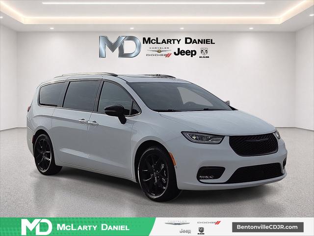 2026 Chrysler Pacifica Limited for sale in Bentonville, AR