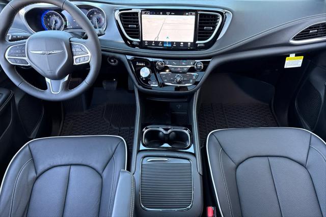2026 Chrysler Pacifica PACIFICA LIMITED AWD