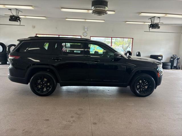 2026 Jeep Grand Cherokee Altitude 4x4