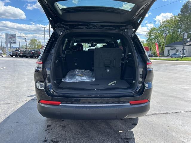 2026 Jeep Grand Cherokee L GRAND CHEROKEE L LAREDO ALTITUDE 4X4