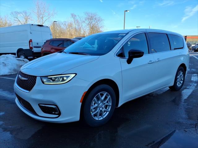 2026 Chrysler Pacifica PACIFICA SELECT