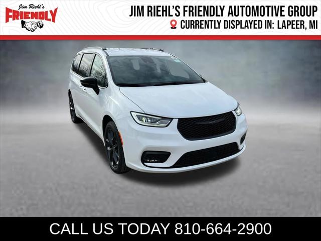 2026 Chrysler Pacifica PACIFICA SELECT AWD