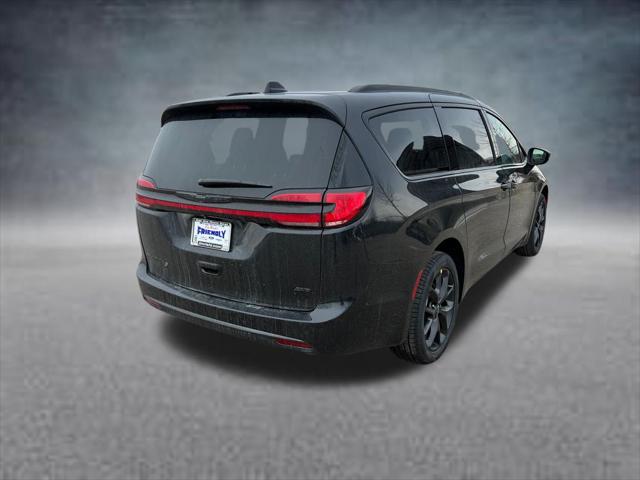 2026 Chrysler Pacifica Select AWD