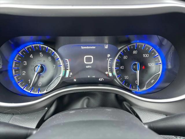 2026 Chrysler Pacifica Select AWD