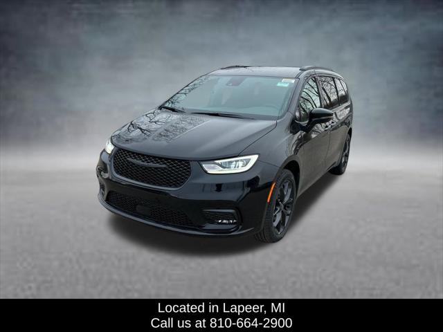 2026 Chrysler Pacifica Select AWD