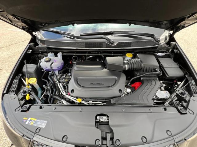 2026 Chrysler Pacifica Select AWD