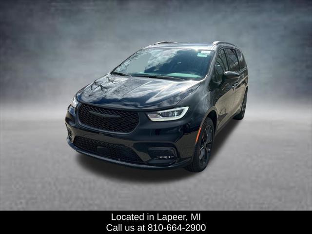 2026 Chrysler Pacifica Select AWD
