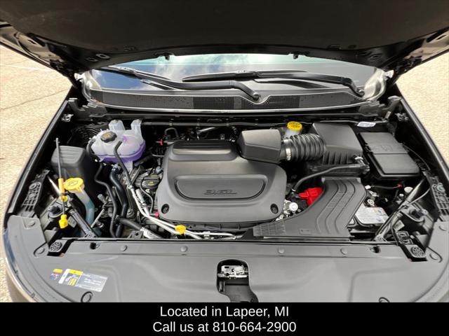 2026 Chrysler Pacifica Select AWD