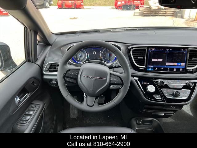 2026 Chrysler Pacifica Select AWD