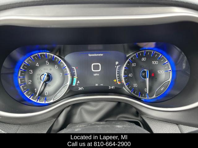 2026 Chrysler Pacifica Select AWD