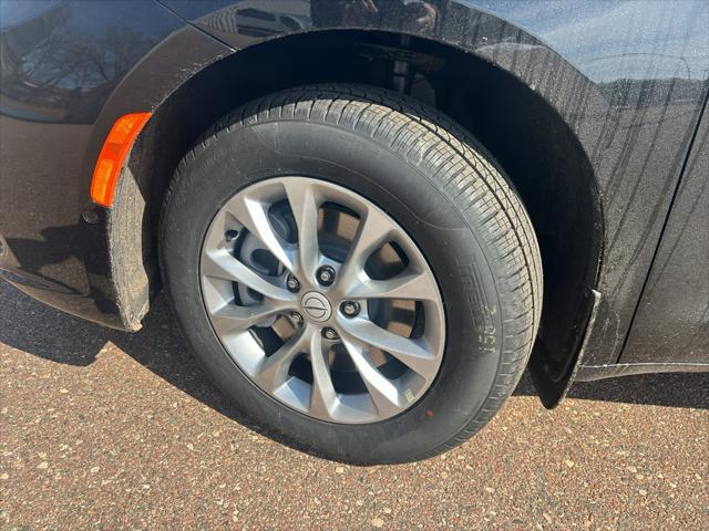 2026 Chrysler Pacifica PACIFICA LIMITED AWD