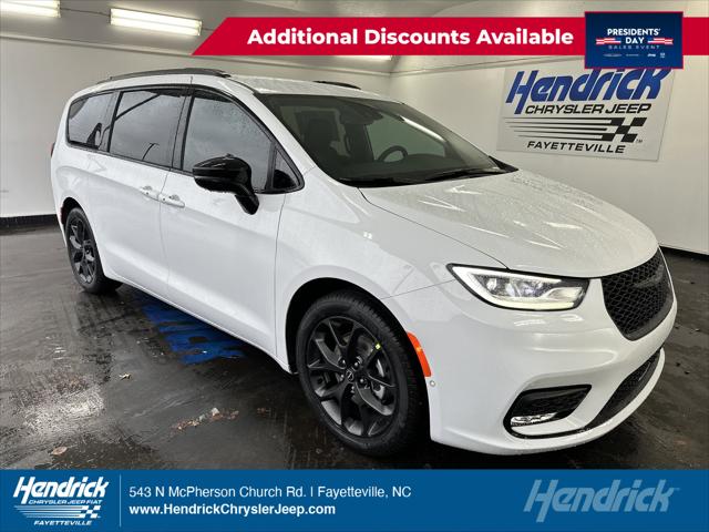 2026 Chrysler Pacifica PACIFICA SELECT