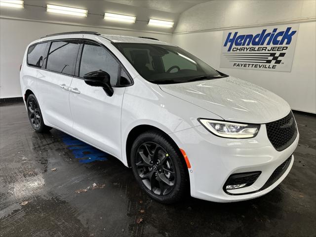 2026 Chrysler Pacifica PACIFICA SELECT