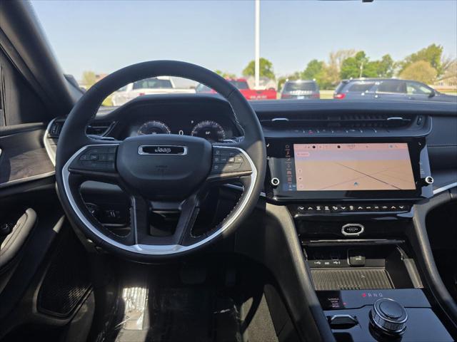 2026 Jeep Grand Cherokee GRAND CHEROKEE L LAREDO ALTITUDE 4X4