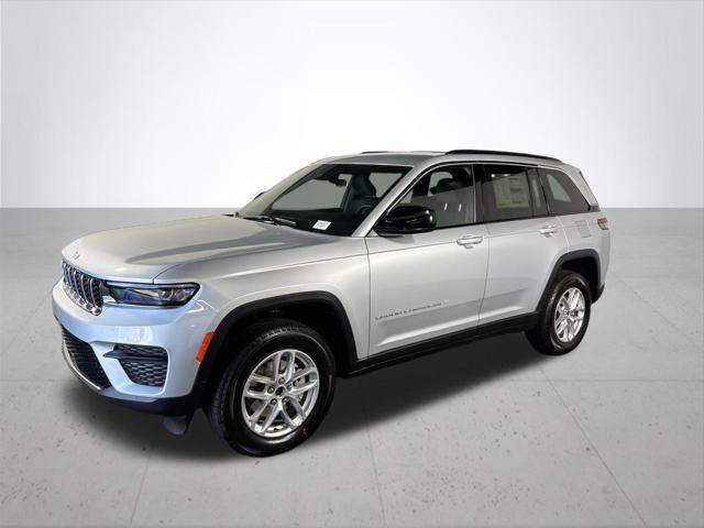 2026 Jeep Grand Cherokee Laredo 4x4
