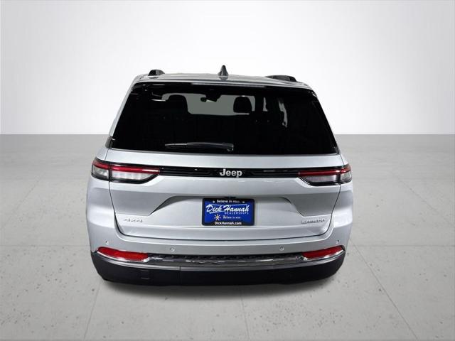 2026 Jeep Grand Cherokee Laredo 4x4