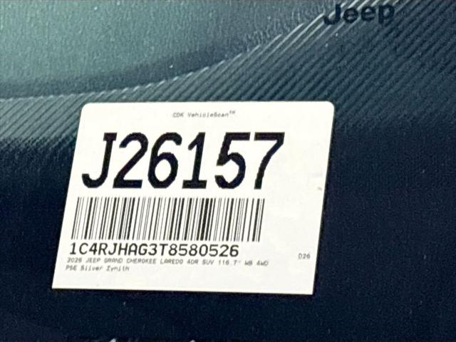 2026 Jeep Grand Cherokee Laredo 4x4