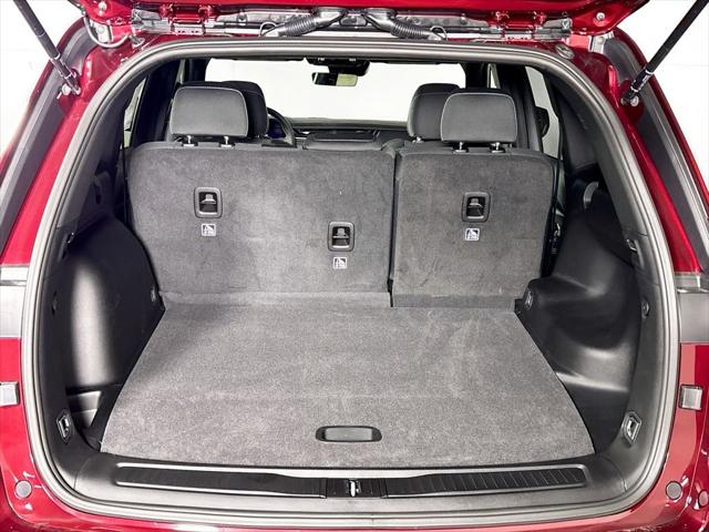 2026 Jeep Grand Cherokee Laredo 4x4