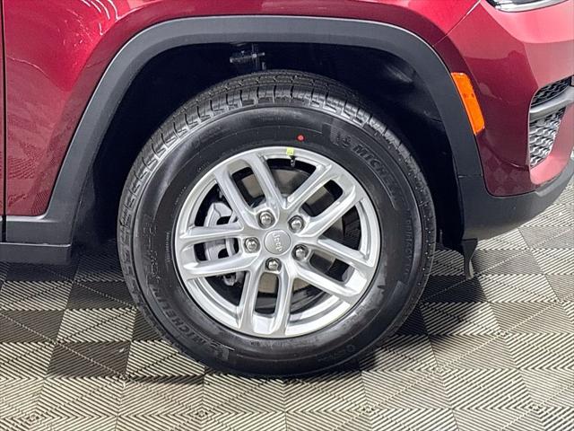 2026 Jeep Grand Cherokee Laredo 4x4