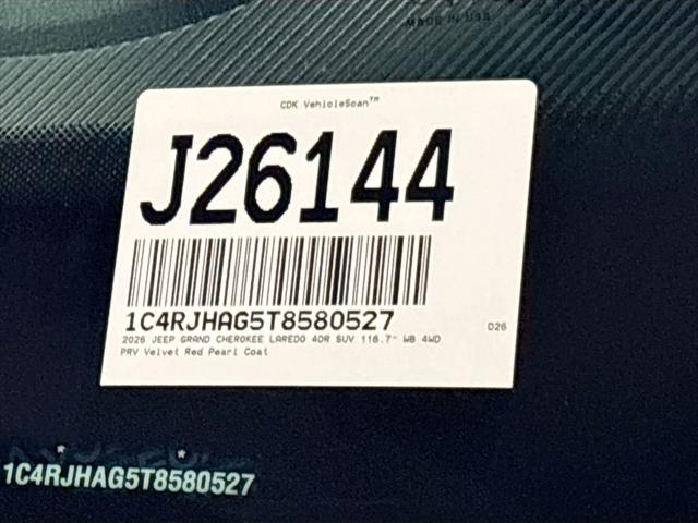 2026 Jeep Grand Cherokee Laredo 4x4