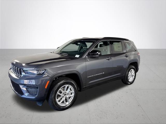 2026 Jeep Grand Cherokee Laredo 4x4