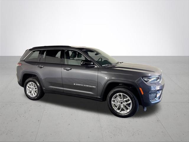 2026 Jeep Grand Cherokee Laredo 4x4