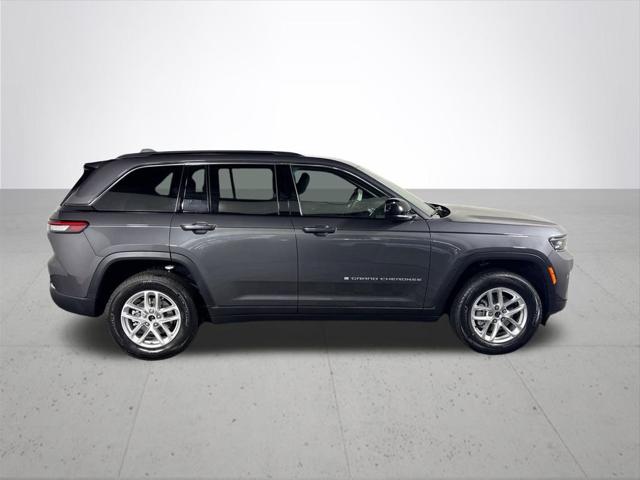 2026 Jeep Grand Cherokee Laredo 4x4