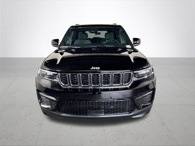 2026 Jeep Grand Cherokee GRAND CHEROKEE LAREDO X 4X4