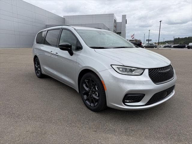 2026 Chrysler Pacifica PACIFICA LIMITED