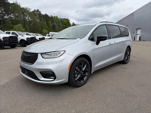 2026 Chrysler Pacifica Limited for sale in Hattiesburg, MS