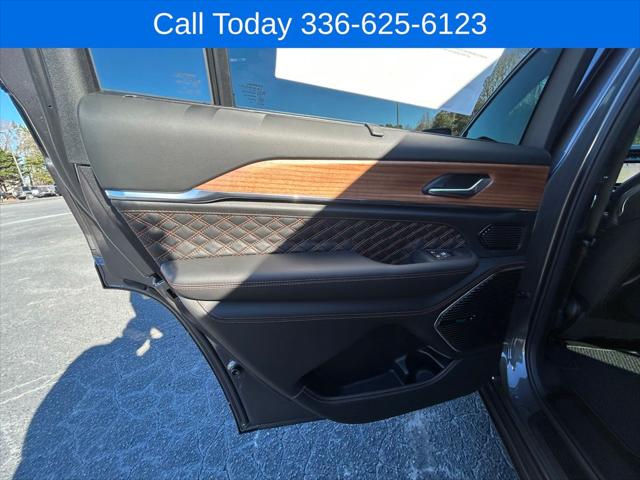2026 Jeep Grand Cherokee L Summit 4x4